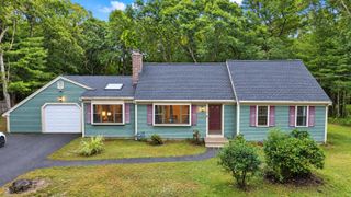30 Sandy Valley Road, Marstons Mills, MA 02648