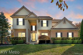 14333 Pond Bluff Drive, Belleville, MI 48111
