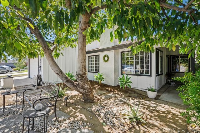 1868 Cloud Court, Simi Valley, CA 93065
