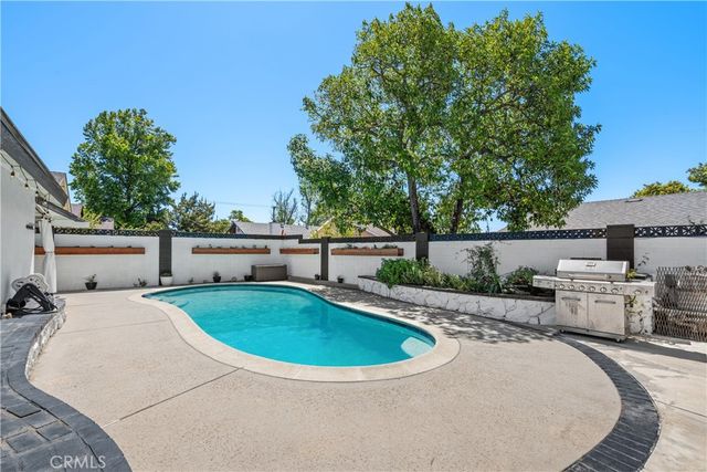 1868 Cloud Court, Simi Valley, CA 93065