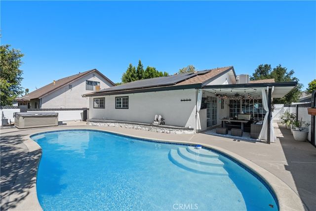 1868 Cloud Court, Simi Valley, CA 93065