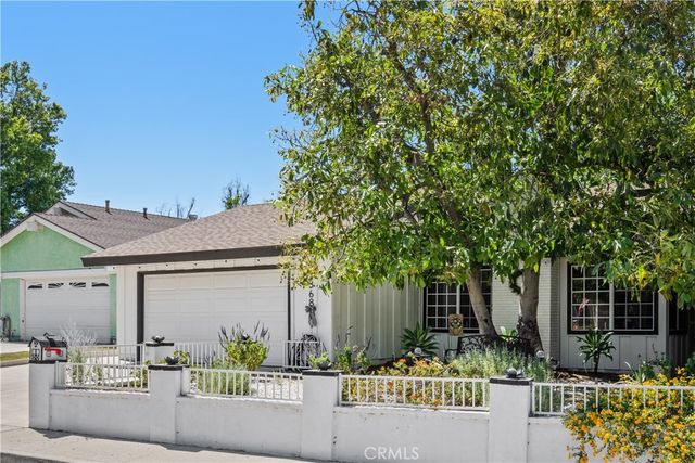1868 Cloud Court, Simi Valley, CA 93065