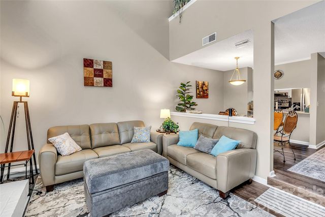 8073 Charter Oak Lane, Charlotte, NC 28226