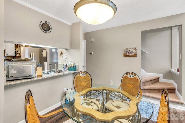 8073 Charter Oak Lane, Charlotte, NC 28226