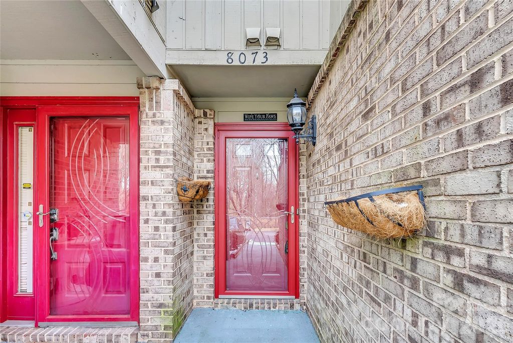 8073 Charter Oak Lane, Charlotte, NC 28226