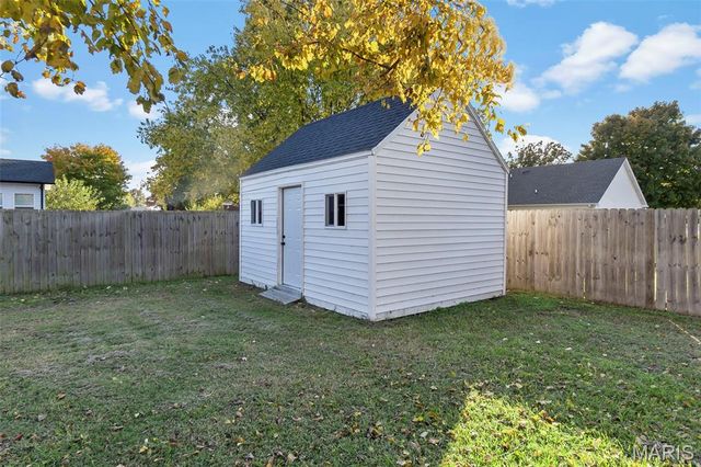 911 Pine Street, Sikeston, MO 63801