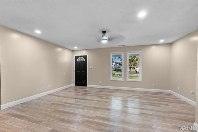 911 Pine Street, Sikeston, MO 63801