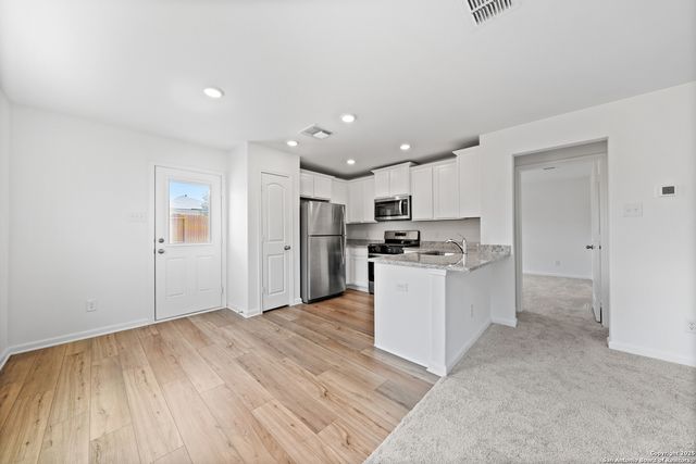 3910 Belby Fields, Von Ormy, TX 78073