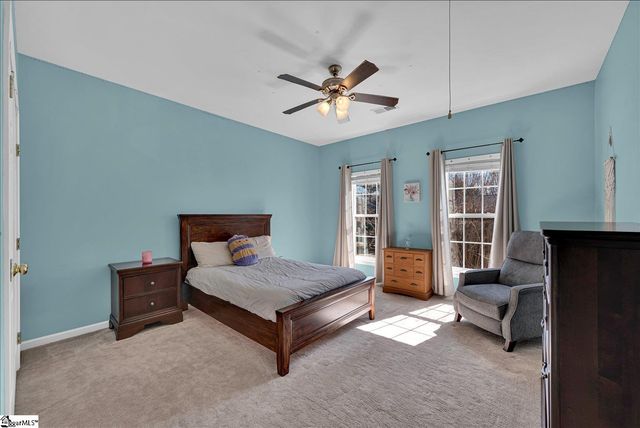 27 Waters Reach Lane, Simpsonville, SC 29681