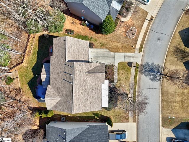 27 Waters Reach Lane, Simpsonville, SC 29681