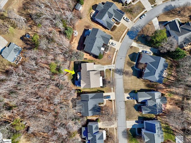 27 Waters Reach Lane, Simpsonville, SC 29681