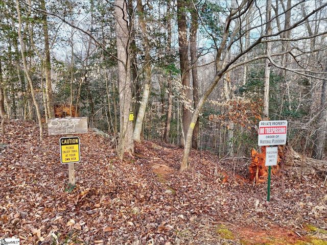 27 Waters Reach Lane, Simpsonville, SC 29681