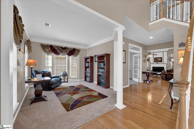 27 Waters Reach Lane, Simpsonville, SC 29681