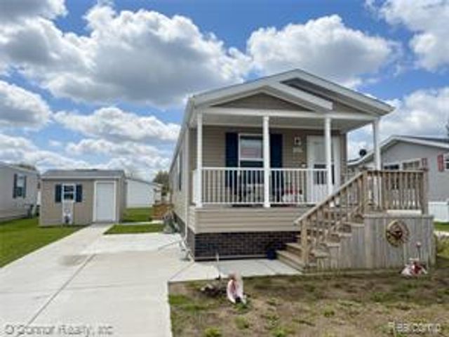 269 Westbrook Court, Port Huron, MI 48060