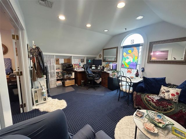 75 N Middletown Road Third Floor, Nanuet, NY 10954