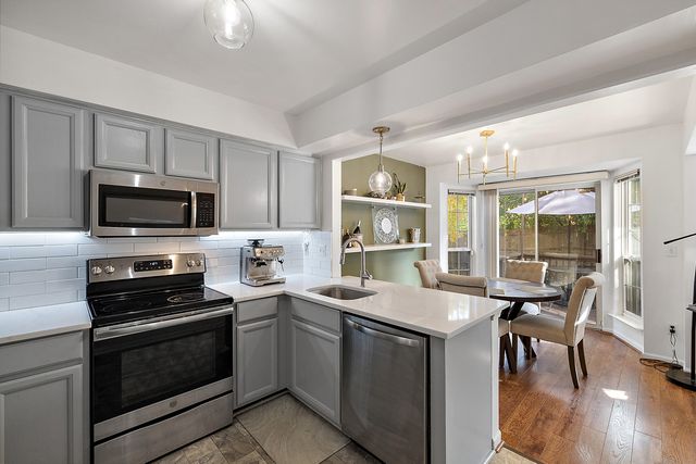 3073 Village Circle, Ann Arbor, MI 48108