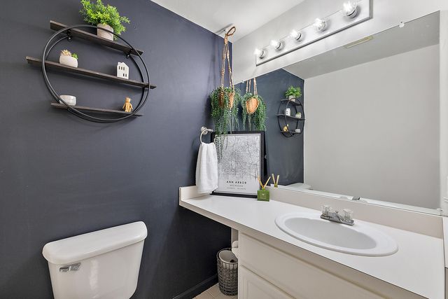 3073 Village Circle, Ann Arbor, MI 48108