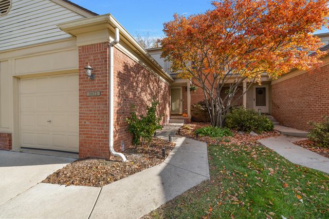 3073 Village Circle, Ann Arbor, MI 48108