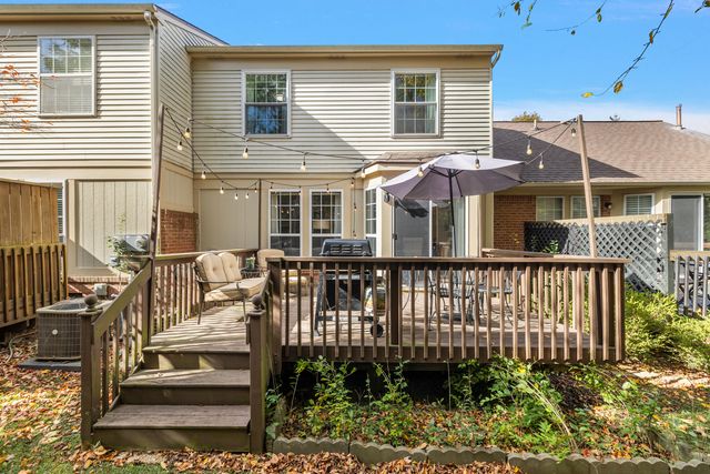 3073 Village Circle, Ann Arbor, MI 48108