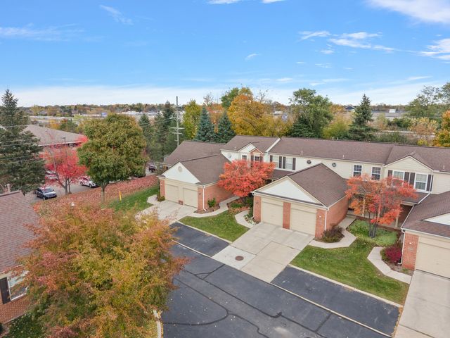 3073 Village Circle, Ann Arbor, MI 48108