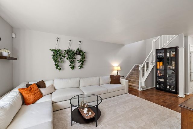 3073 Village Circle, Ann Arbor, MI 48108