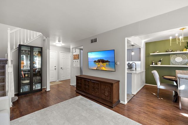 3073 Village Circle, Ann Arbor, MI 48108