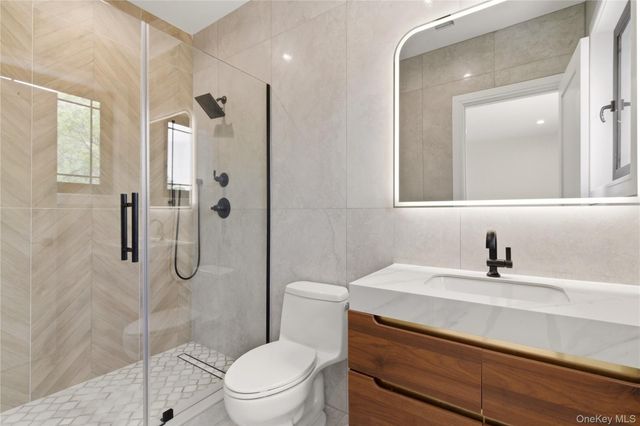 97 Parkway Drive, Roslyn Heights, NY 11577