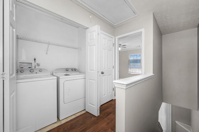520 Bradburn Village Cir, Antioch, TN 37013