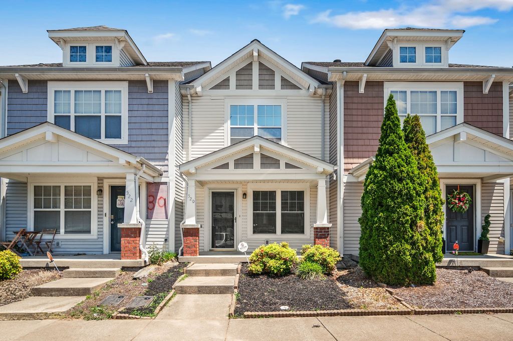 520 Bradburn Village Cir, Antioch, TN 37013