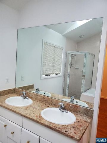 822 Hemlock Court T158, Norwood, NJ 07648