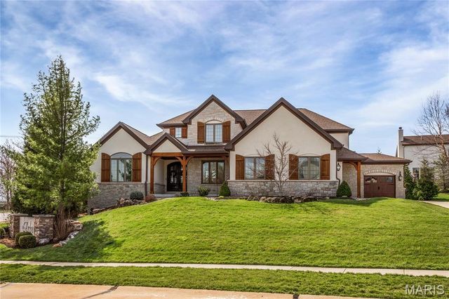 12854 Goodson Road, St Louis, MO 63131