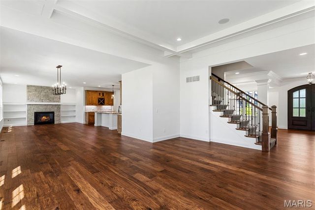 12854 Goodson Road, St Louis, MO 63131
