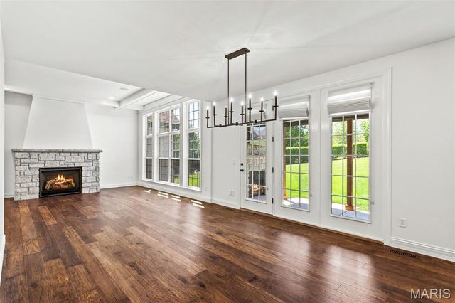 12854 Goodson Road, St Louis, MO 63131