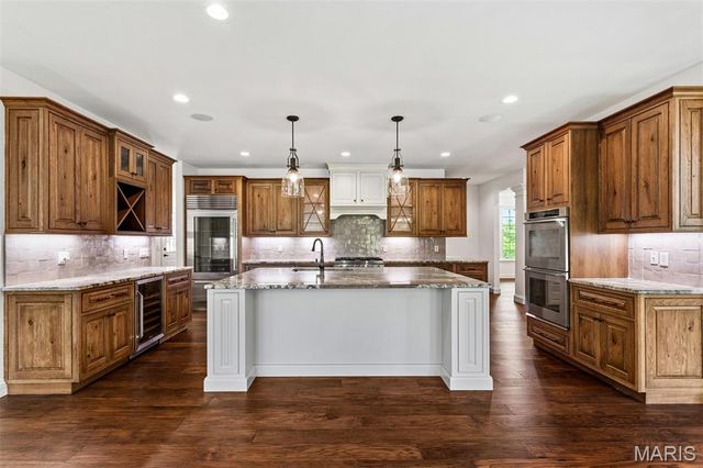 12854 Goodson Road, St Louis, MO 63131