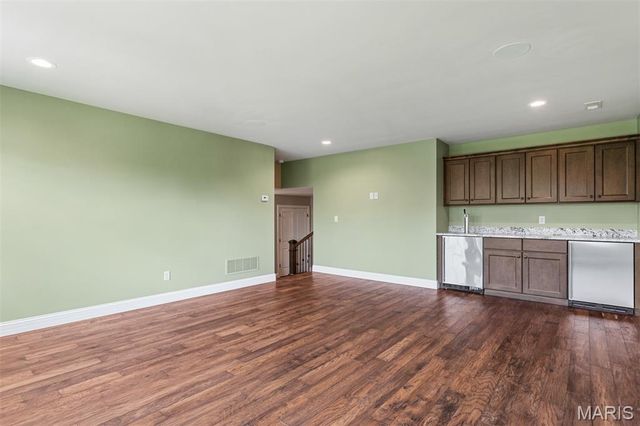 12854 Goodson Road, St Louis, MO 63131
