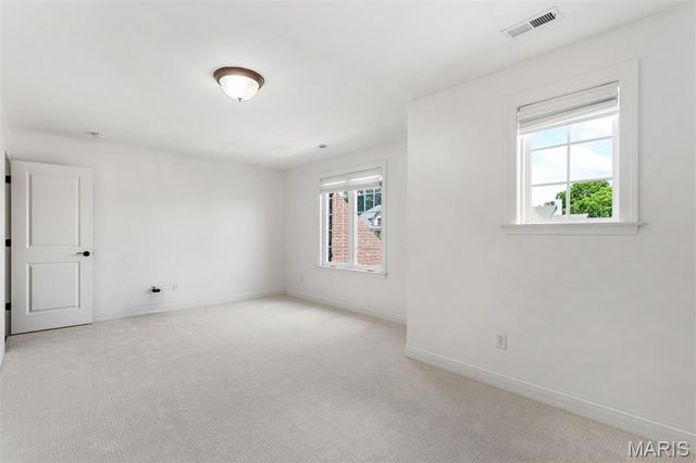 12854 Goodson Road, St Louis, MO 63131