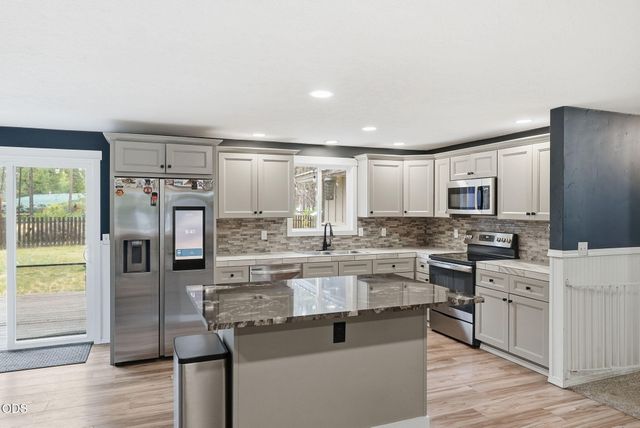 55510 Gross Drive, Bend, OR 97707