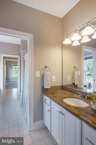 35054 MCKNIGHT CT, Round Hill, VA 20141