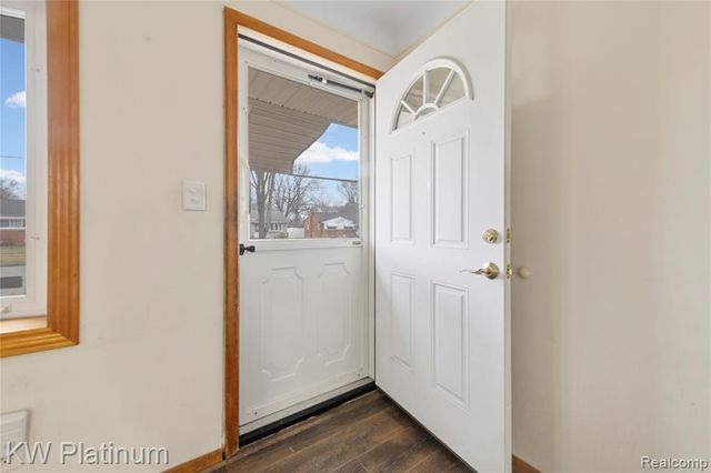 24036 Harvard Shore Drive, Saint Clair Shores, MI 48082