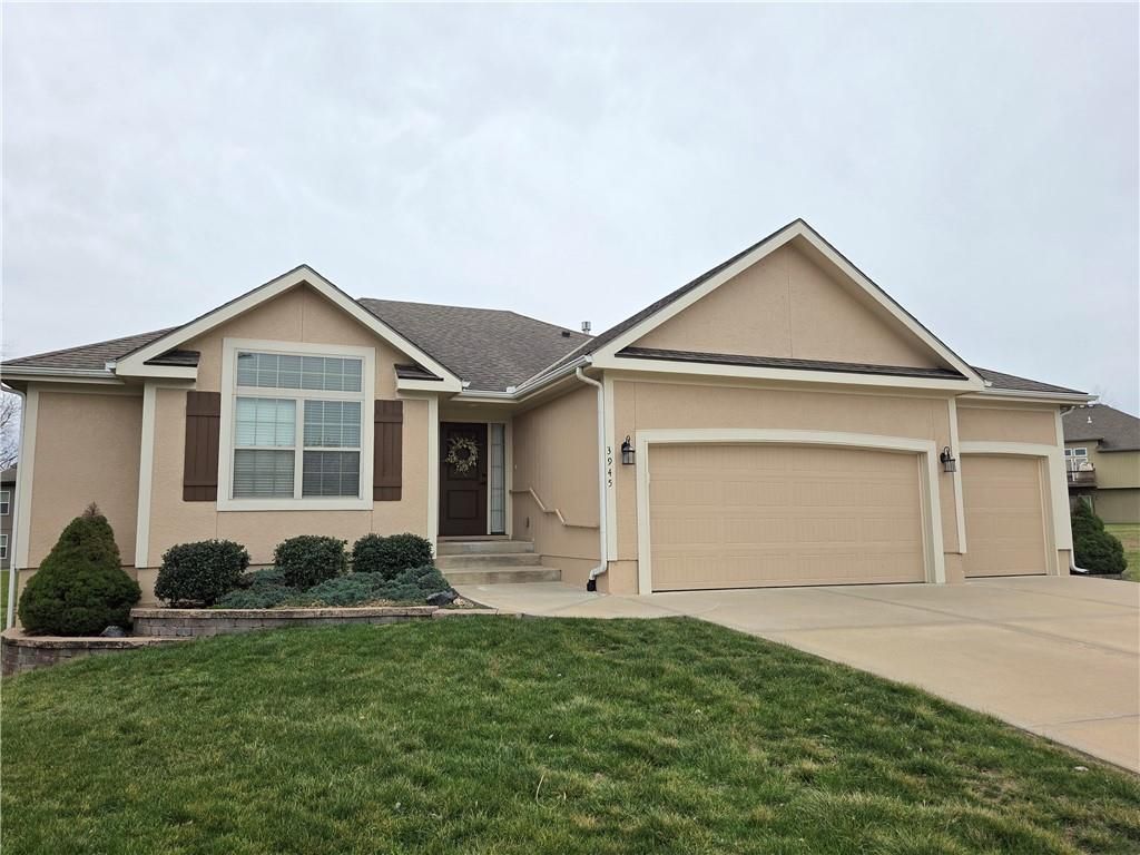 3945 NW 97th Street, Kansas City, MO 64154