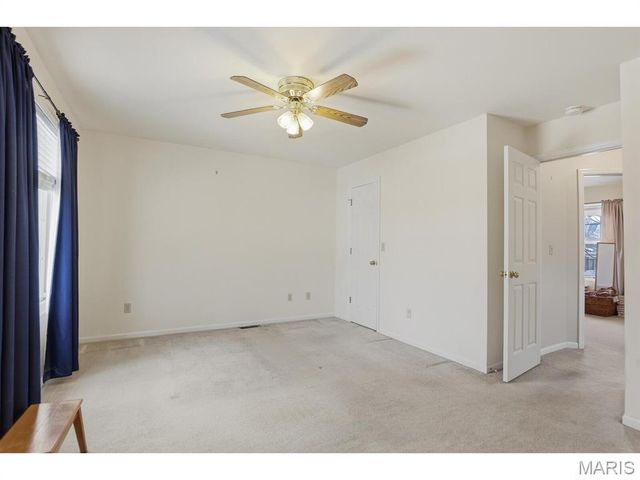 403 S Van Buren Avenue, St Louis, MO 63122