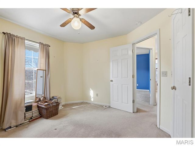 403 S Van Buren Avenue, St Louis, MO 63122