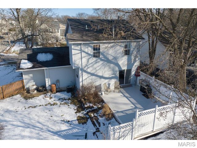 403 S Van Buren Avenue, St Louis, MO 63122