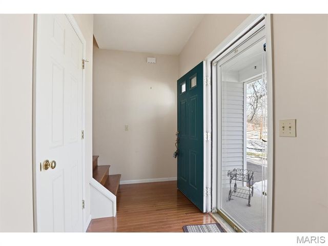 403 S Van Buren Avenue, St Louis, MO 63122