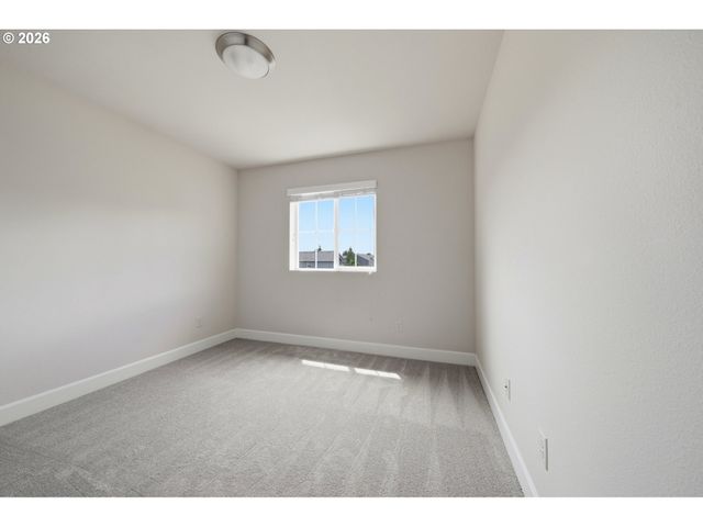 13314 Se TARALON Dr, Clackamas, OR 97015