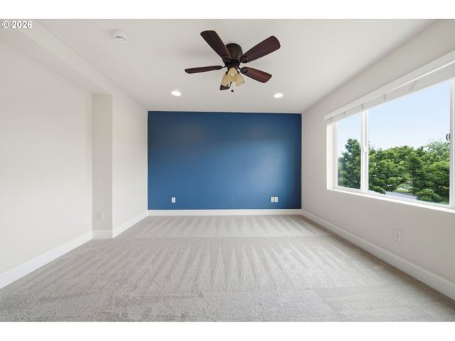 13314 Se TARALON Dr, Clackamas, OR 97015