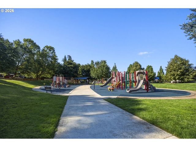 13314 Se TARALON Dr, Clackamas, OR 97015
