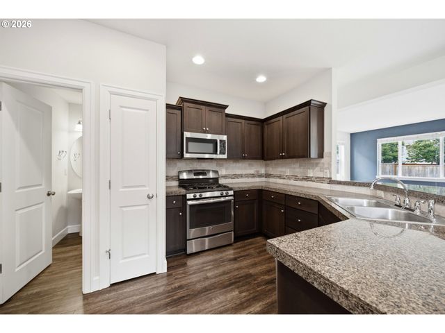 13314 Se TARALON Dr, Clackamas, OR 97015