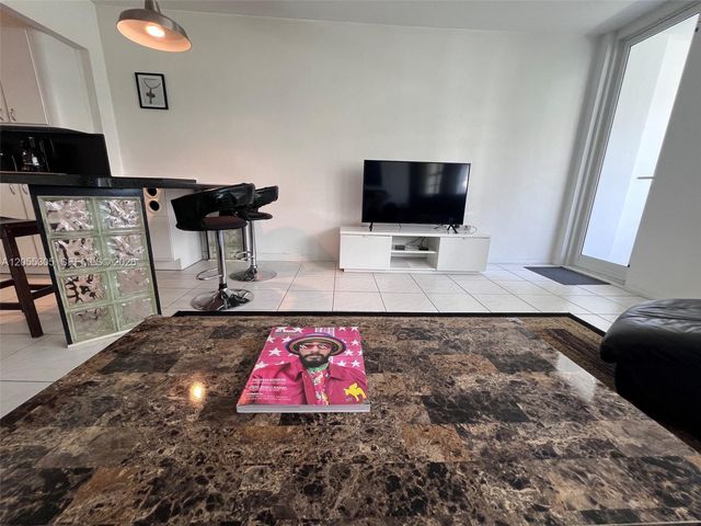 100 Lincoln Rd 634, Miami Beach, FL 33139