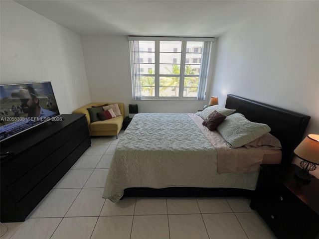 100 Lincoln Rd 634, Miami Beach, FL 33139